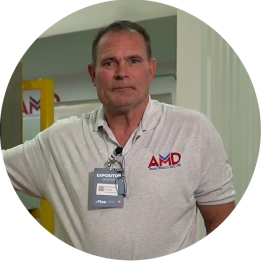 <span class="logo-amd"> </span>Daniel Zenisek <br/> Owner of AMD Co.